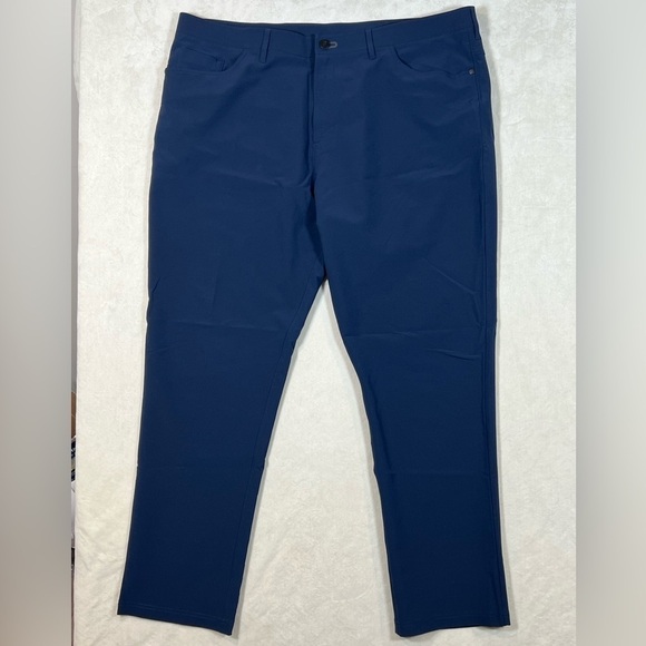PUBLIC REC 44W 32L Straight Leg Navy Performance Chino Everyday Pants EUC - Picture 1 of 10
